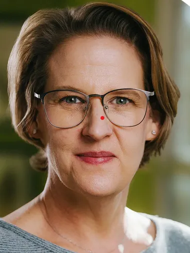 Amy Taylor portrait
